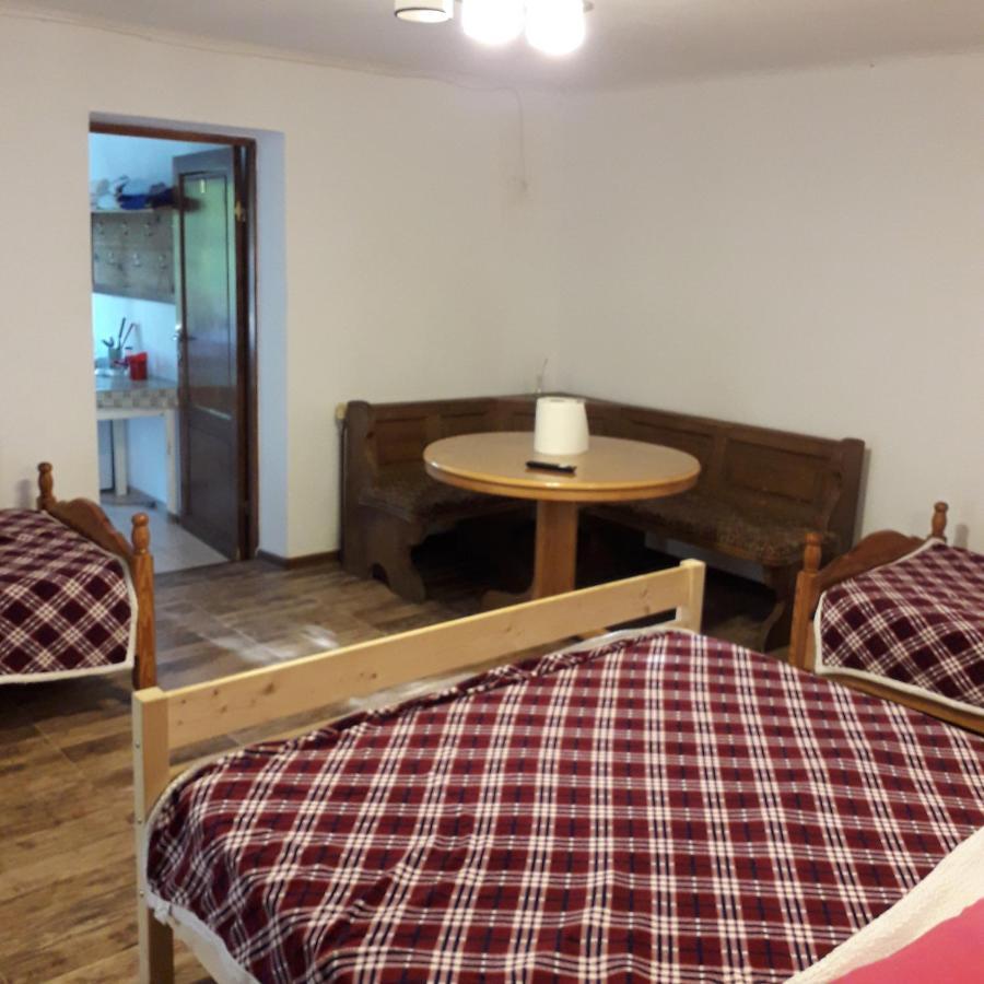 Casa Victoria Anina Hotel ภายนอก รูปภาพ